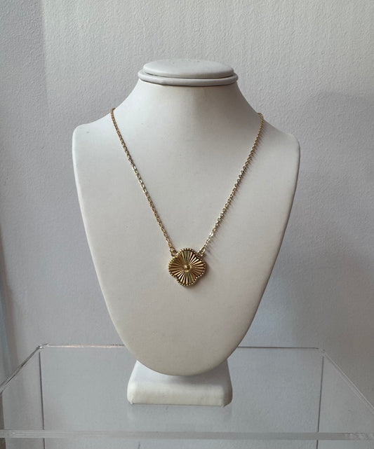 Clover Pendant Necklace