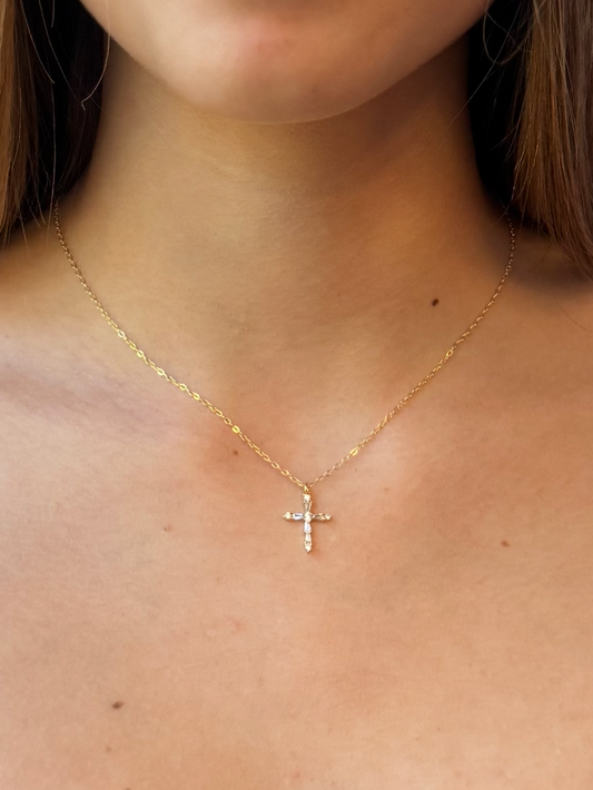 Dainty Cross GD