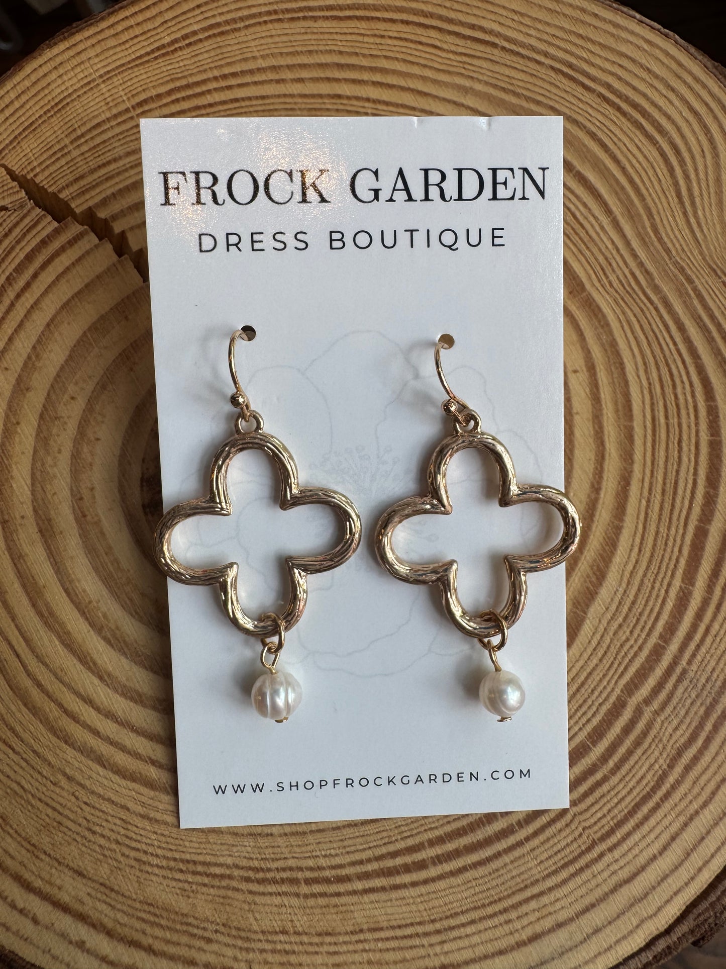 Clover Pearl Drop Earring