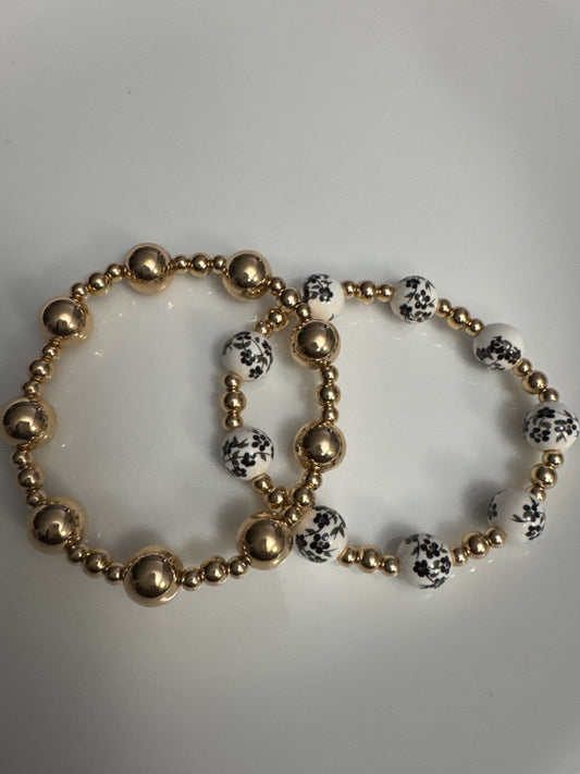 WR Floral Bead Bracelet