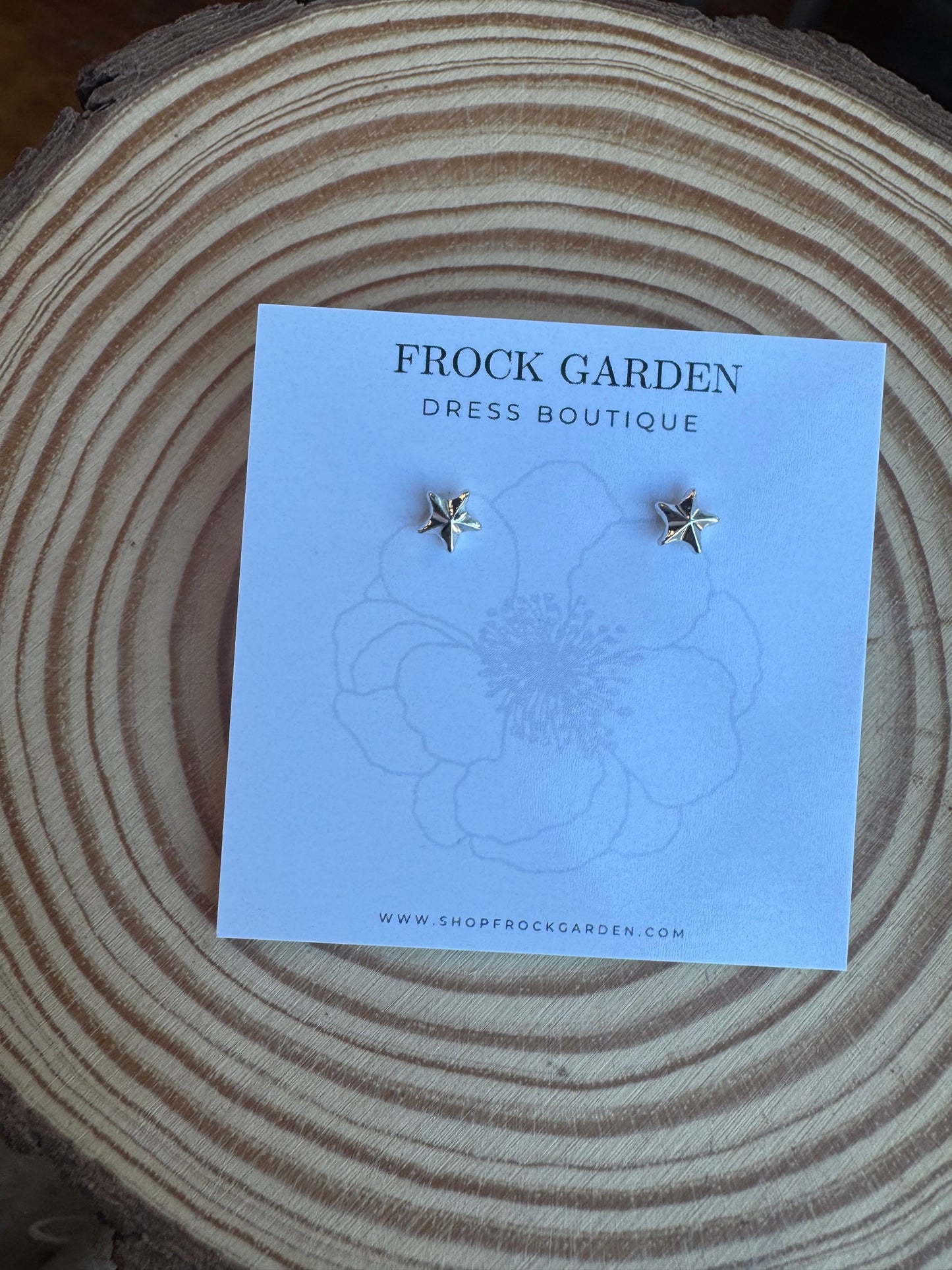 Tiny Star Shapes Earrings
